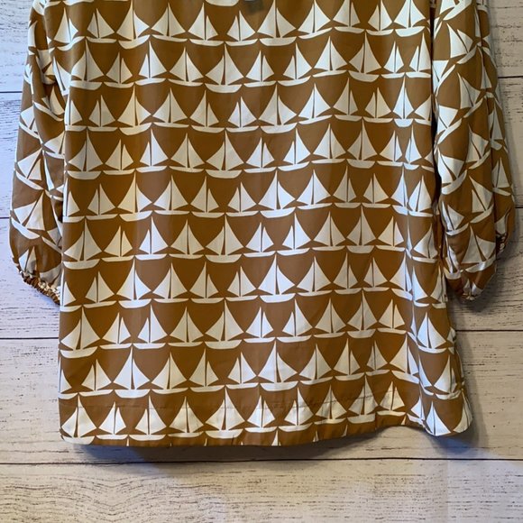 Old Navy Brown Tan Cream Sailboat Print Nautical Women's Blouse NWT Sz L - Picture 5 of 8